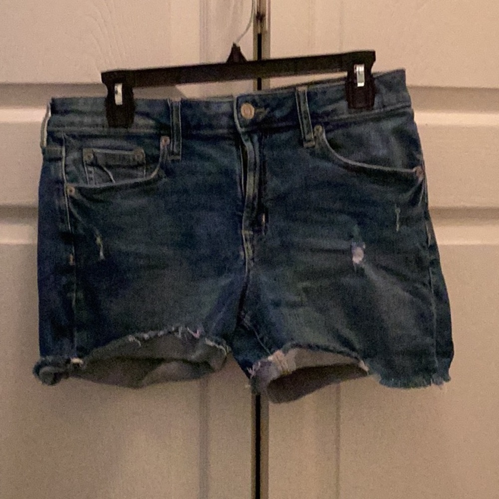 🦋Fun GAP Size 6 Denim Shorts Closet Must Have 🦋
